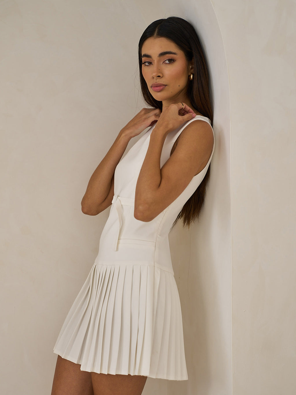 BELTED DETAIL PLEATED MINI DRESS