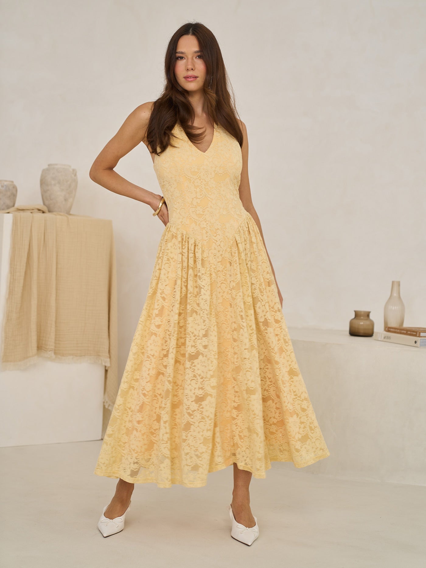Lace Halterneck Maxi Dress – Extro&Vert